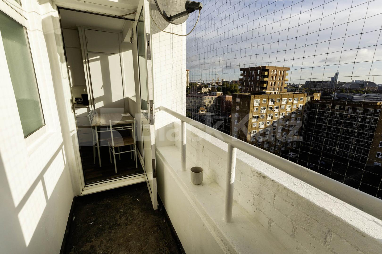 			3 Bedroom, 1 bath, 1 reception Flat			 Robert Street, Camden / Euston